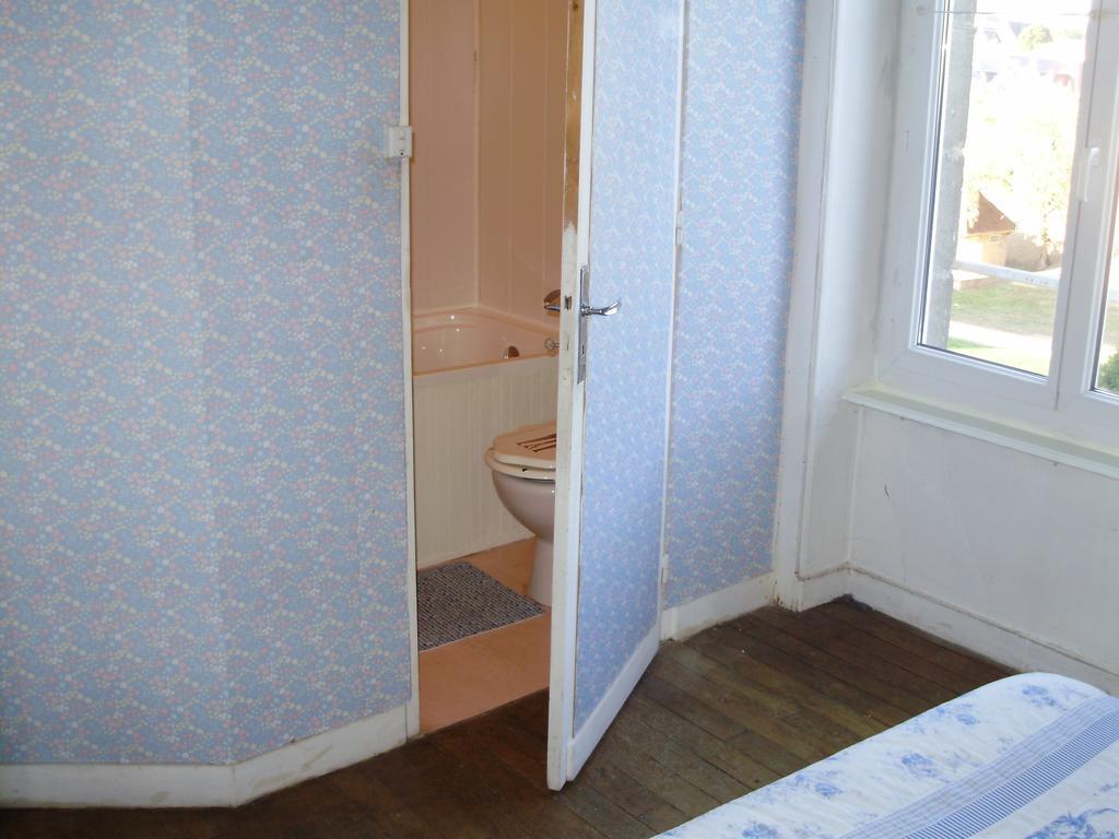 Maison Du Moulinassou Saint-Yrieix-la-Perche Luaran gambar